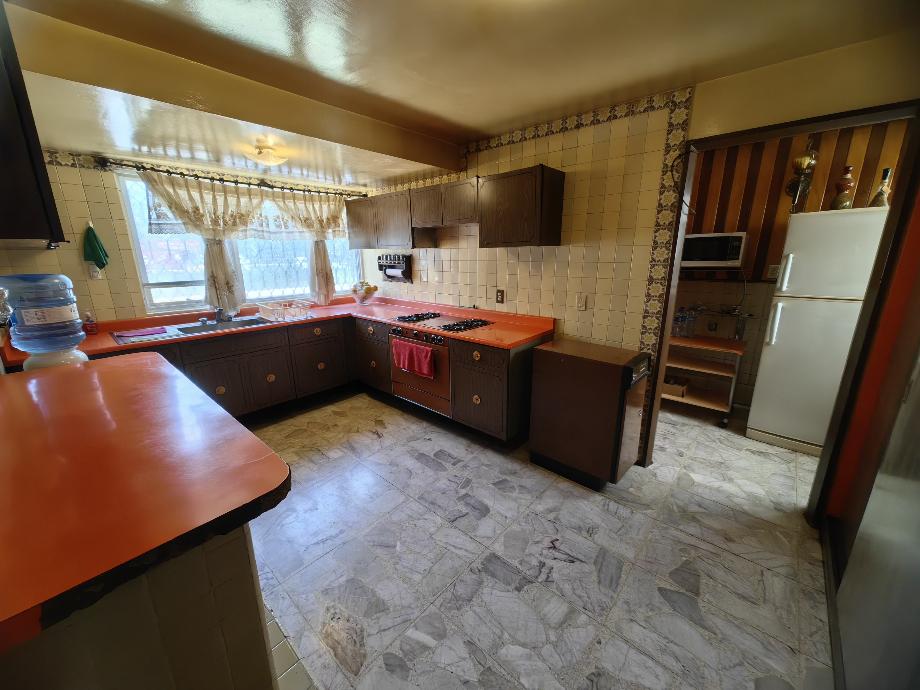 Tlalpan, Ciudad de México, 14330, Mexico, 4 Bedrooms Bedrooms, ,2 BathroomsBathrooms,Residential,For Sale,1917336
