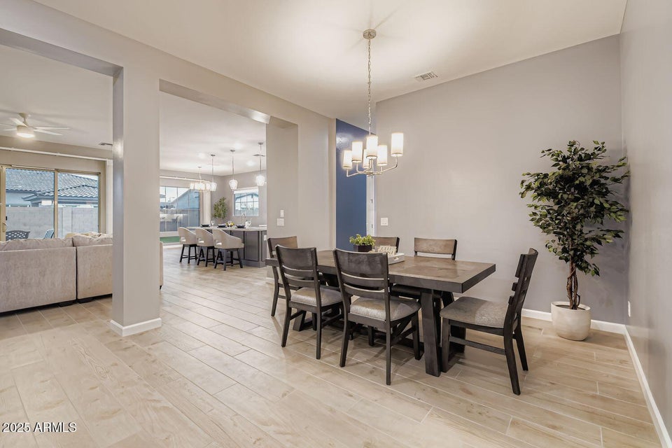 Queen Creek, Arizona, 85142, United States, 3 Bedrooms Bedrooms, ,3 BathroomsBathrooms,Residential,For Sale,1997801