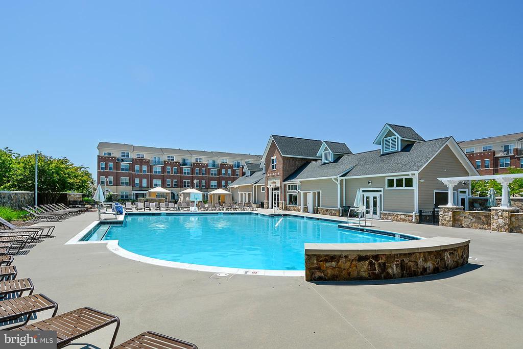 Brambleton, Virginia, 20148, United States, 3 Bedrooms Bedrooms, ,5 BathroomsBathrooms,Residential,For Sale,2005795