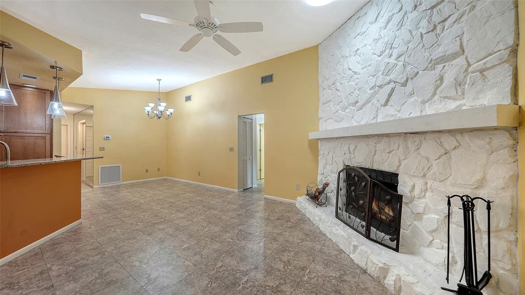 Bradenton, Florida, 34209, United States, 3 Bedrooms Bedrooms, ,2 BathroomsBathrooms,Residential,For Sale,2001818