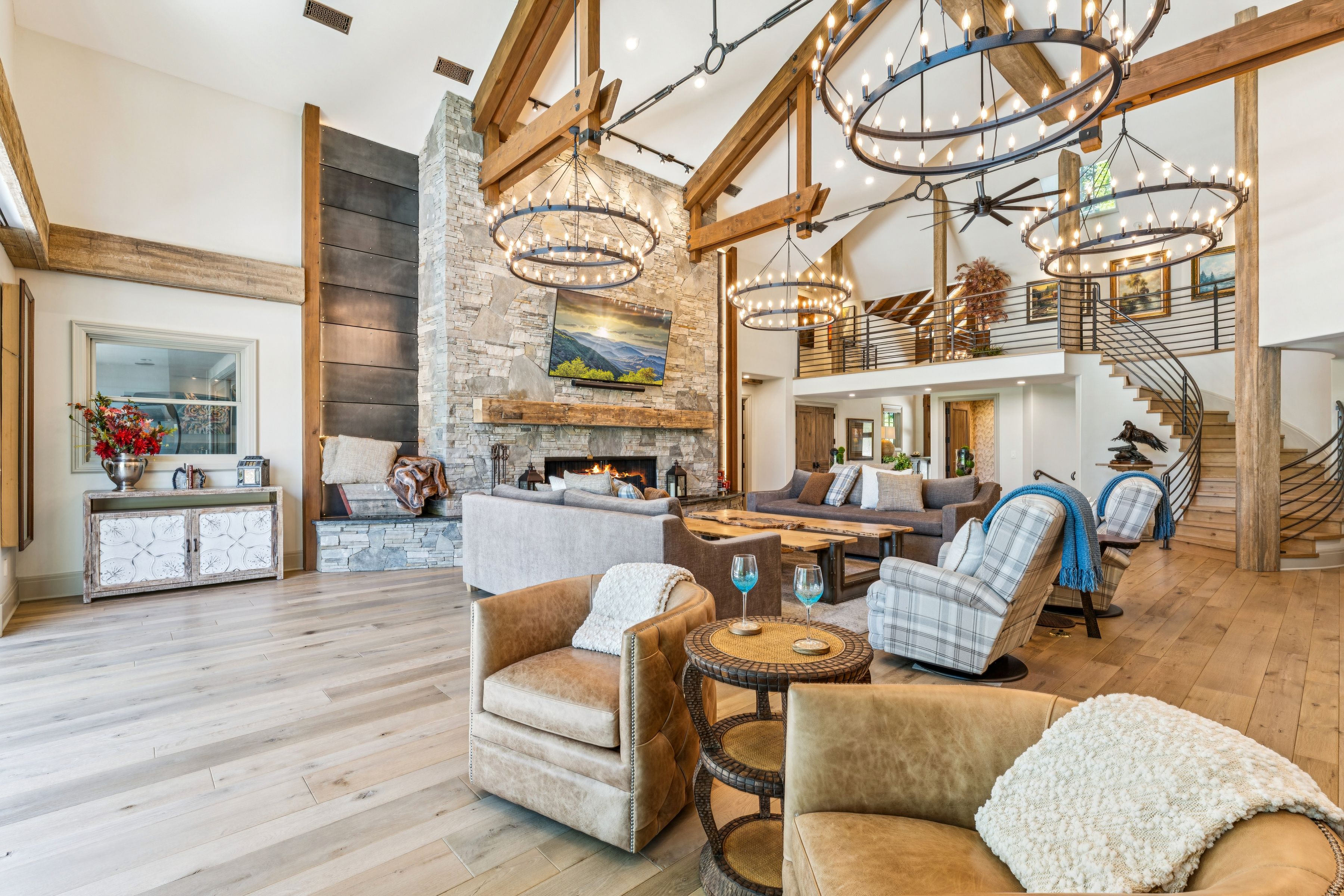  27720 Hamiltair Drive, Lake Arrowhead, CA 92352 - 物件實景