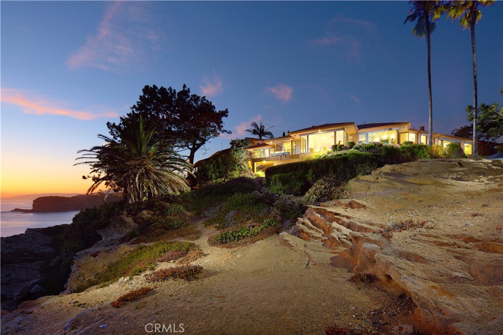 111 S La Senda Drive, Laguna Beach, California, 92651, United States, 4 Bedrooms Bedrooms, ,7 BathroomsBathrooms,Residential,For Sale,111 S La Senda Drive,1625085