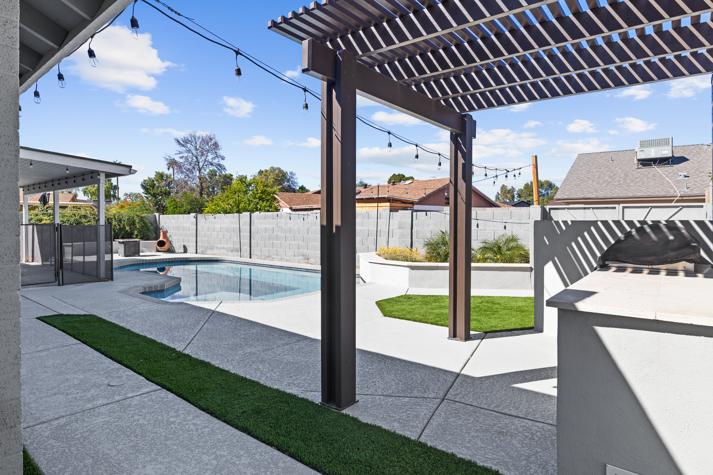 Tempe, Arizona, 85283, United States, 4 Bedrooms Bedrooms, ,2 BathroomsBathrooms,Residential,For Sale,1976655