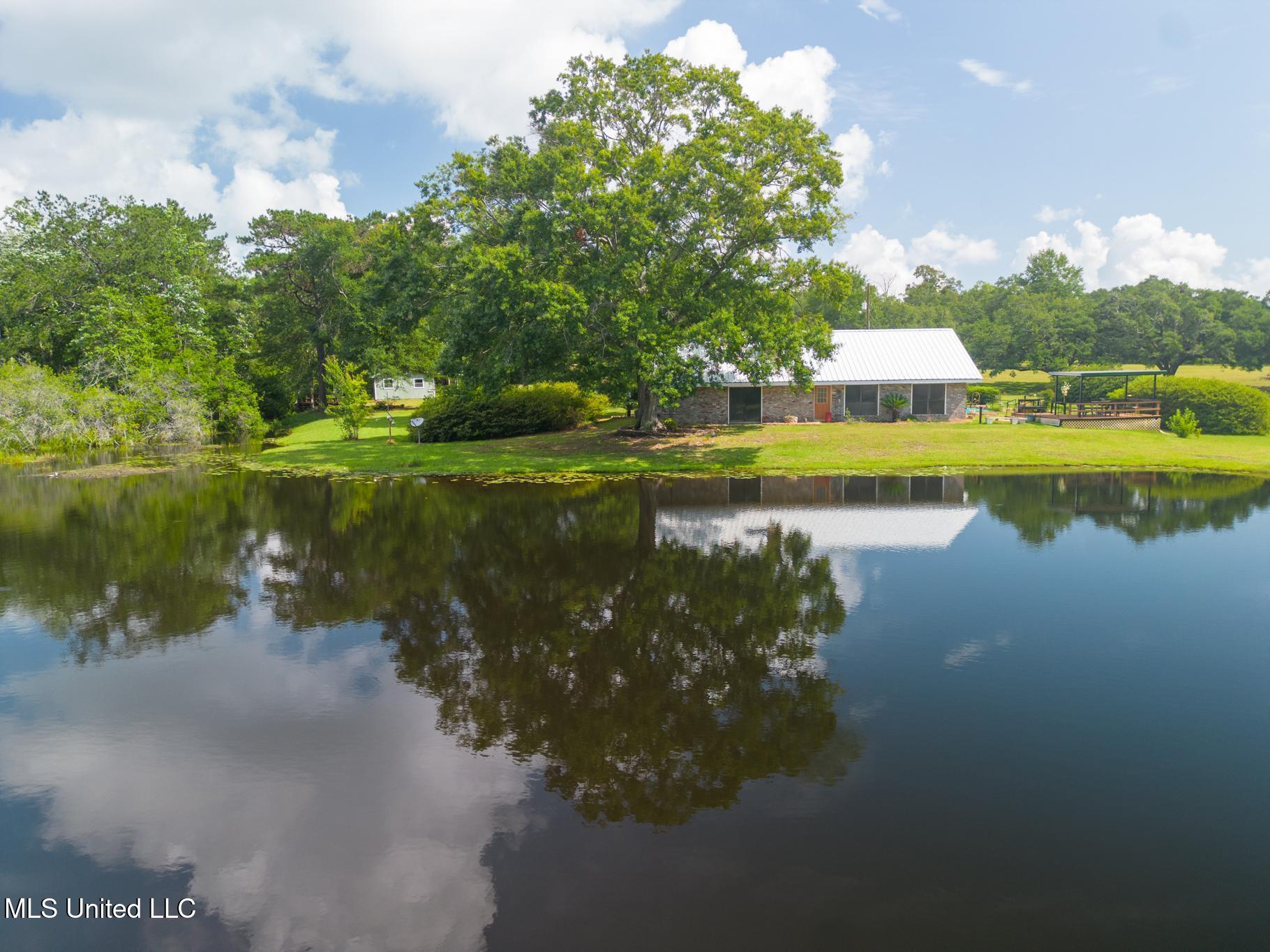 Pass Christian, Mississippi, 39571, United States, 3 Bedrooms Bedrooms, ,2 BathroomsBathrooms,Residential,For Sale,1874692