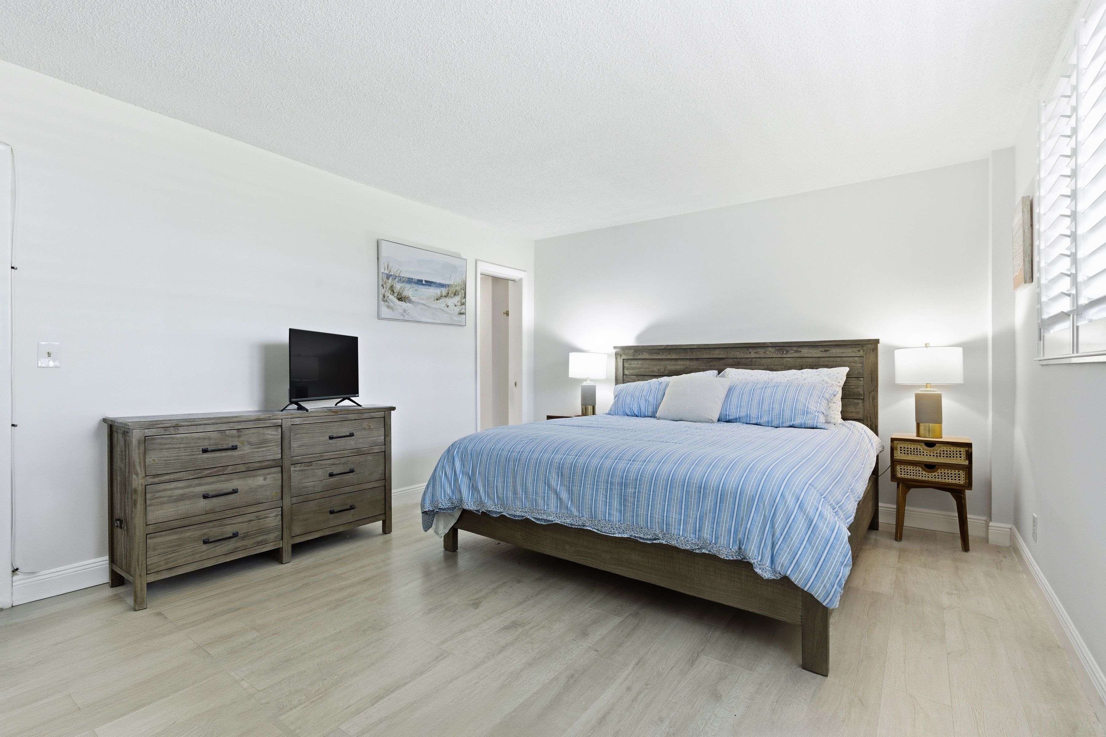  139 Sunrise Avenue 102 - 物件實景