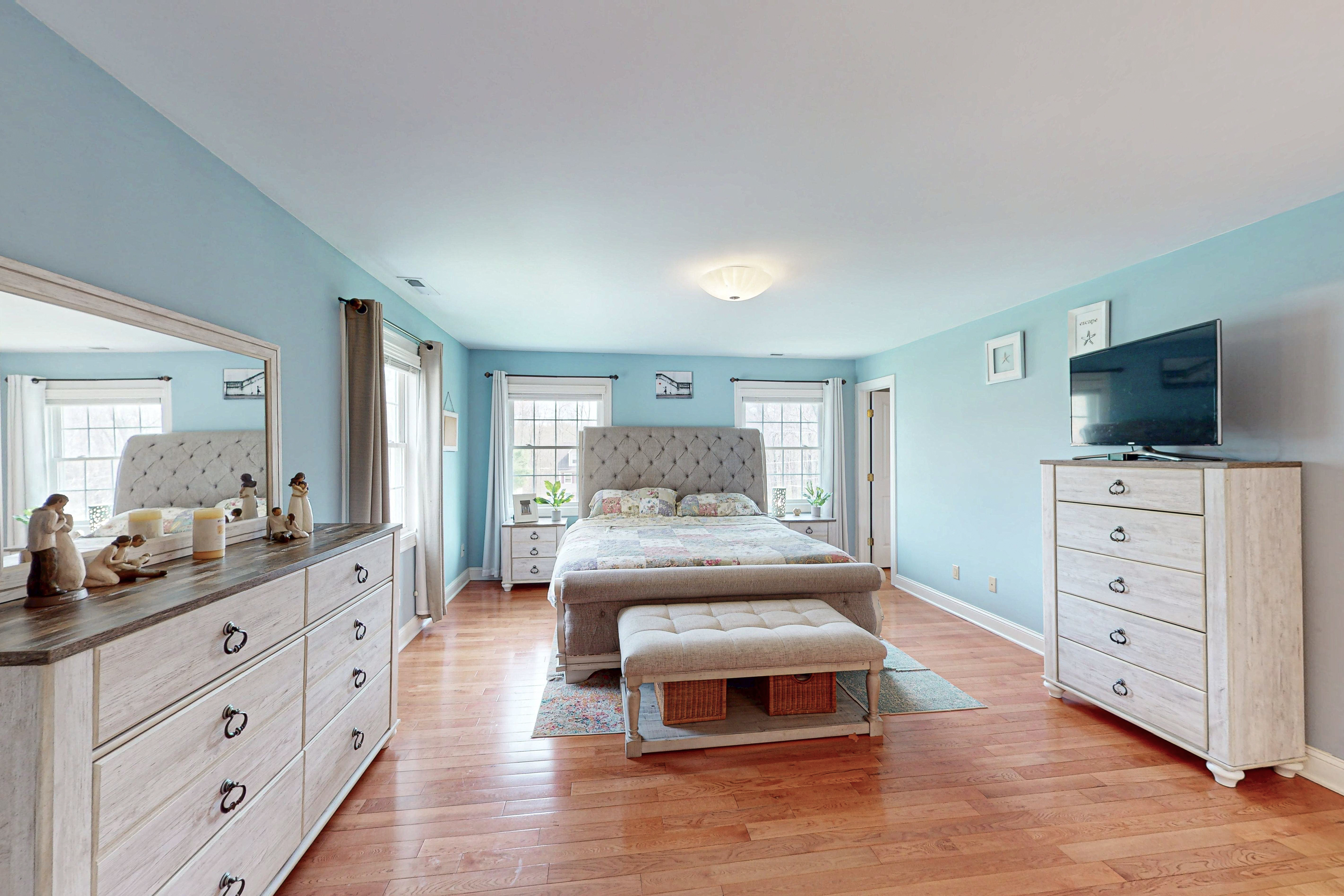  Magnificent Updated Colonial - 物件實景