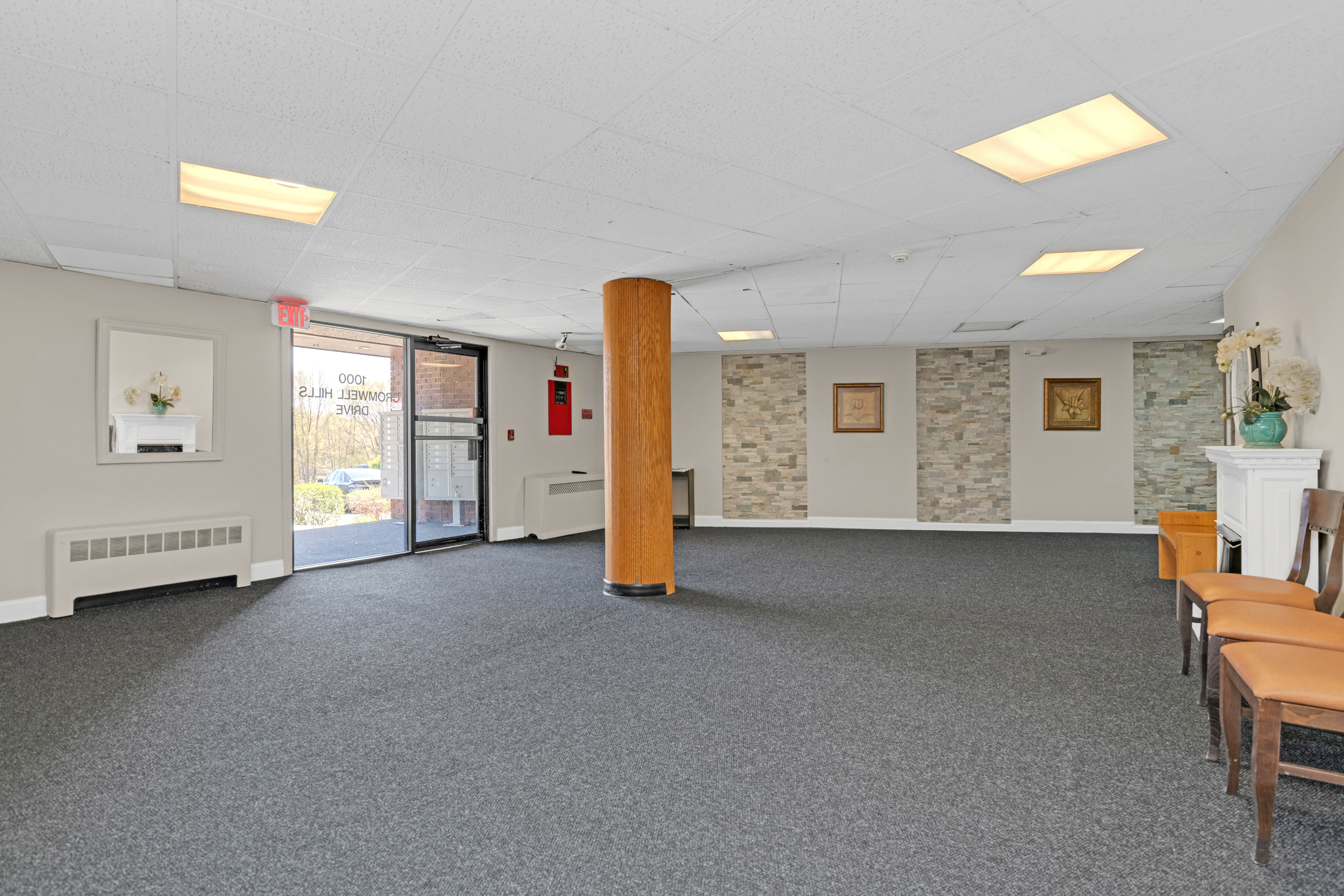  1219 Cromwell Hills Drive - 物件實景