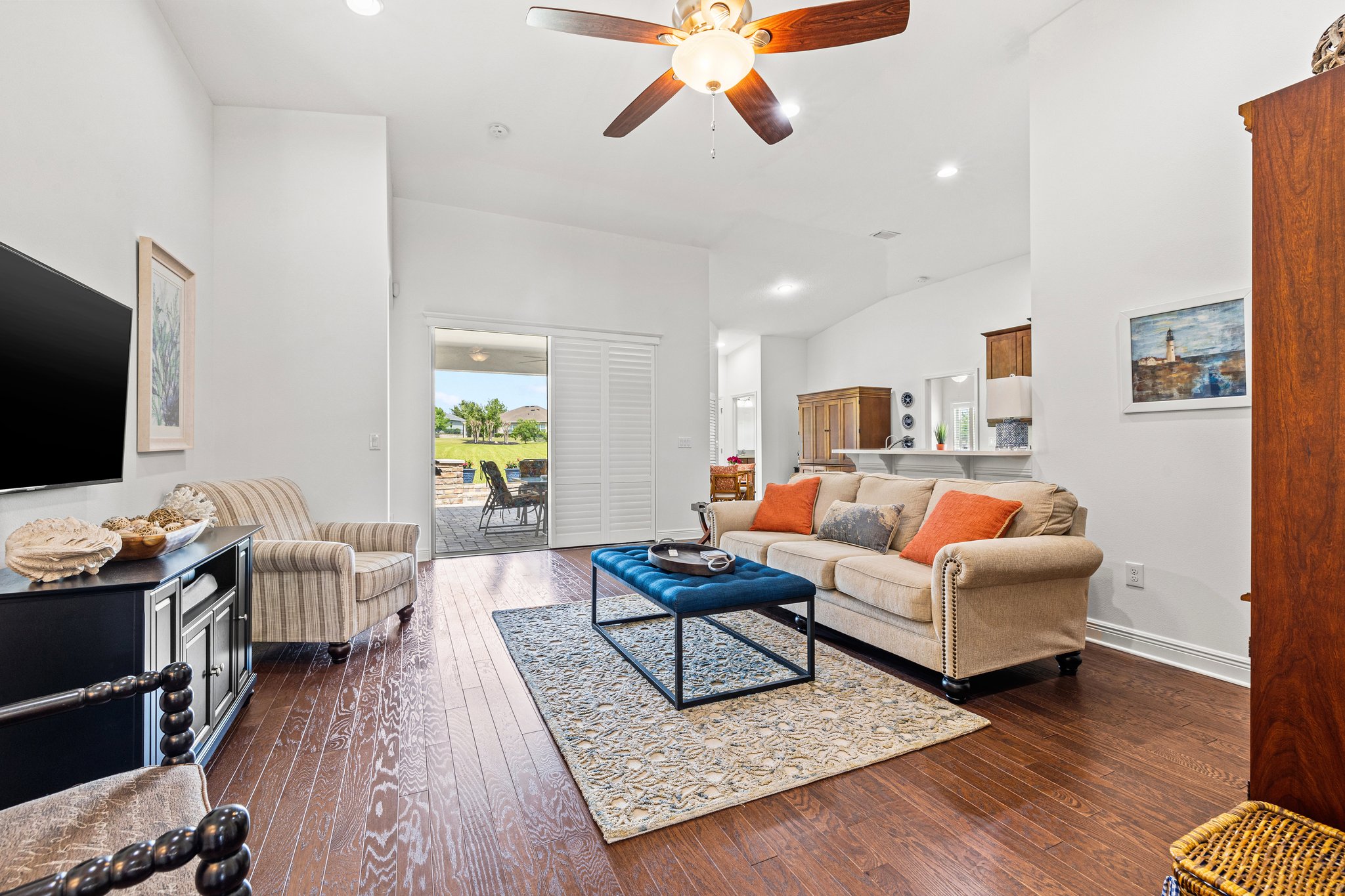 Dade City, Florida, 33525, United States, 4 Bedrooms Bedrooms, ,3 BathroomsBathrooms,Residential,For Sale,1854266