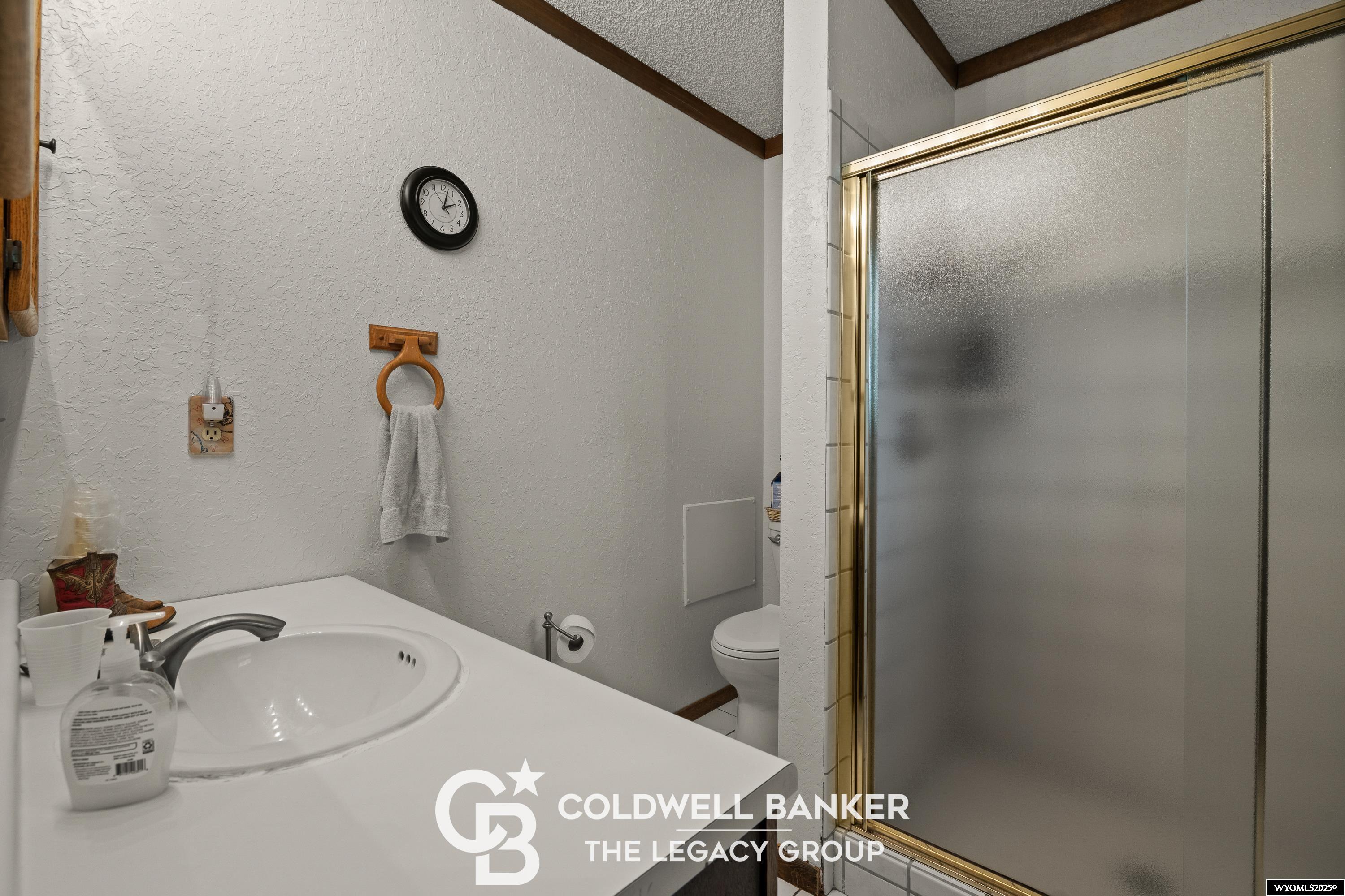 Baggs, Wyoming, 82321, United States, 4 Bedrooms Bedrooms, ,2 BathroomsBathrooms,Residential,For Sale,1821269