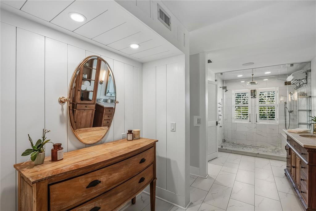 Treasure Island, Florida, 33706, United States, 3 Bedrooms Bedrooms, ,4 BathroomsBathrooms,Residential,For Sale,2003283