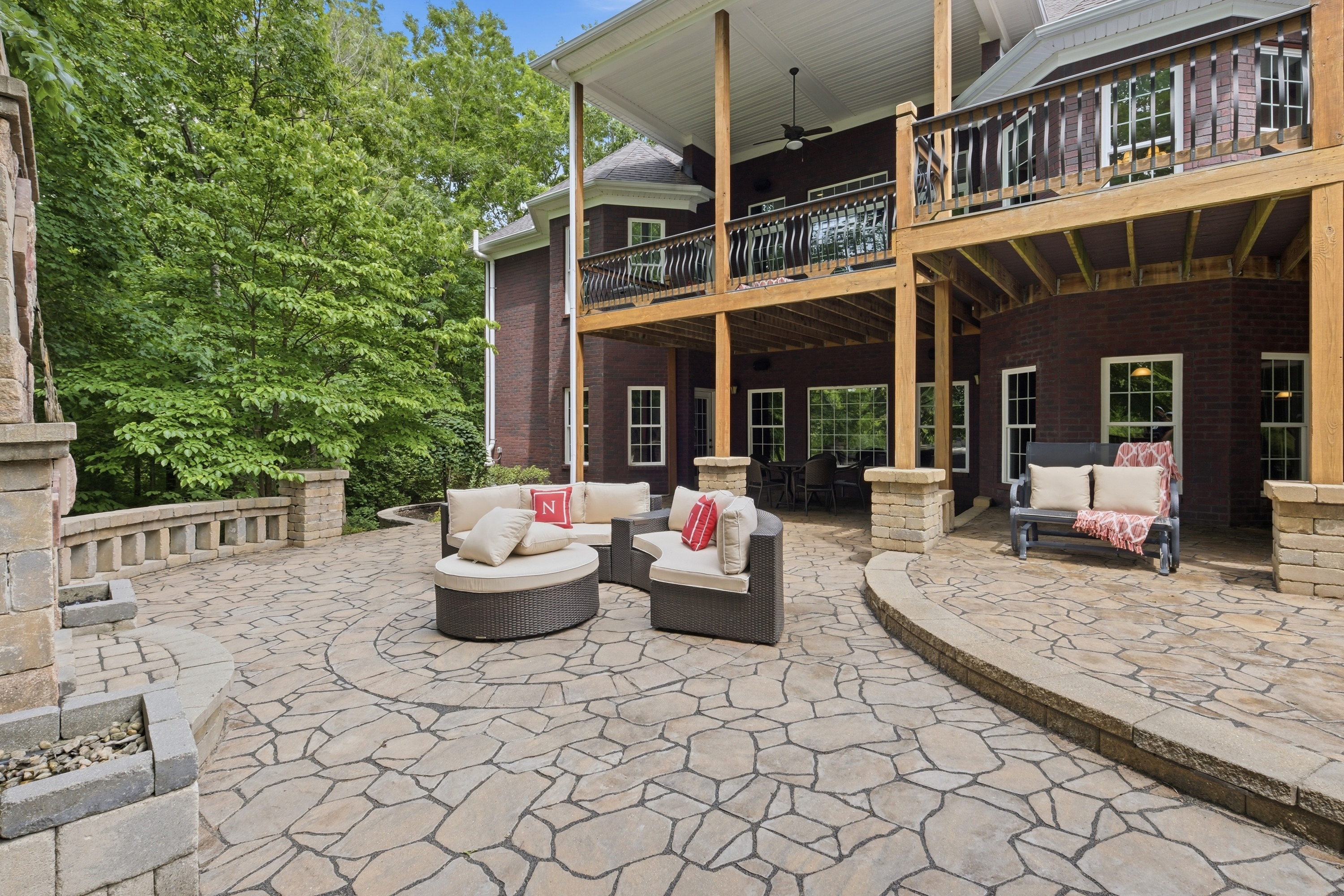  18108 Bellavista Place, Louisville, KY 40245 - 物件實景