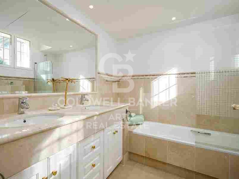 Marbella, Andalusia, ES, 6 Bedrooms Bedrooms, ,6 BathroomsBathrooms,Residential,For Sale,1794684