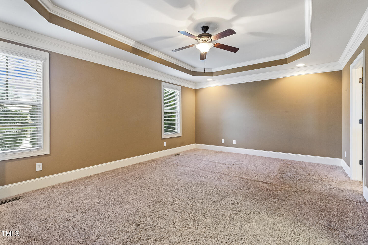 Fuquay Varina, North Carolina, 27526, United States, 4 Bedrooms Bedrooms, ,4 BathroomsBathrooms,Residential,For Sale,1889692