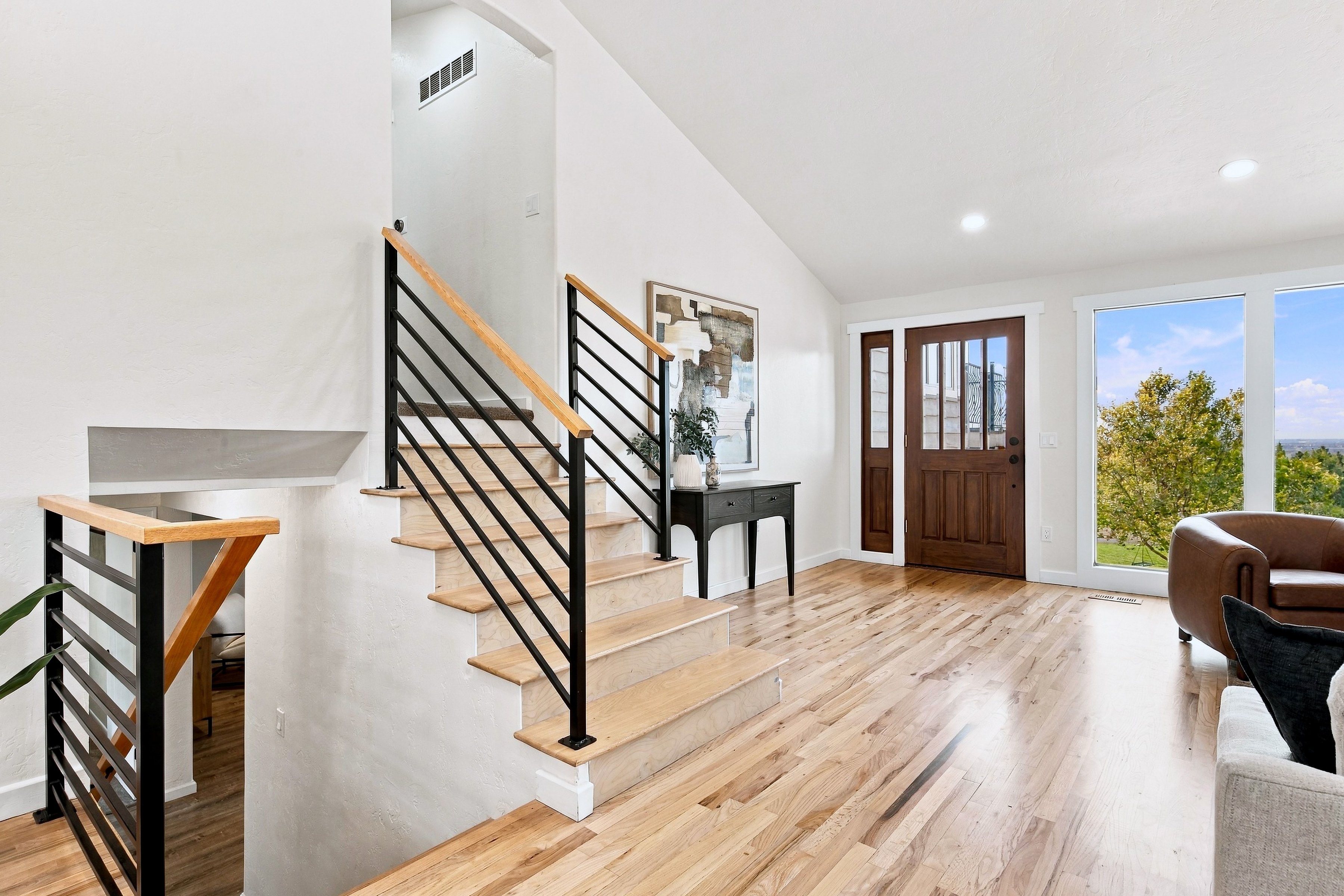  Architectural Foothills Retreat with Valley Views & Direct Trail Access - 物件實景