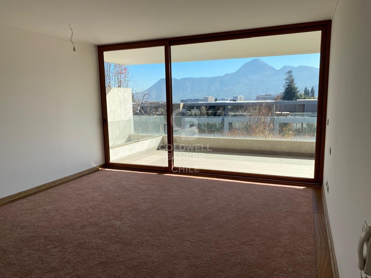 Las Condes, Chile, 4 Bedrooms Bedrooms, ,5 BathroomsBathrooms,Residential,For Sale,1856785
