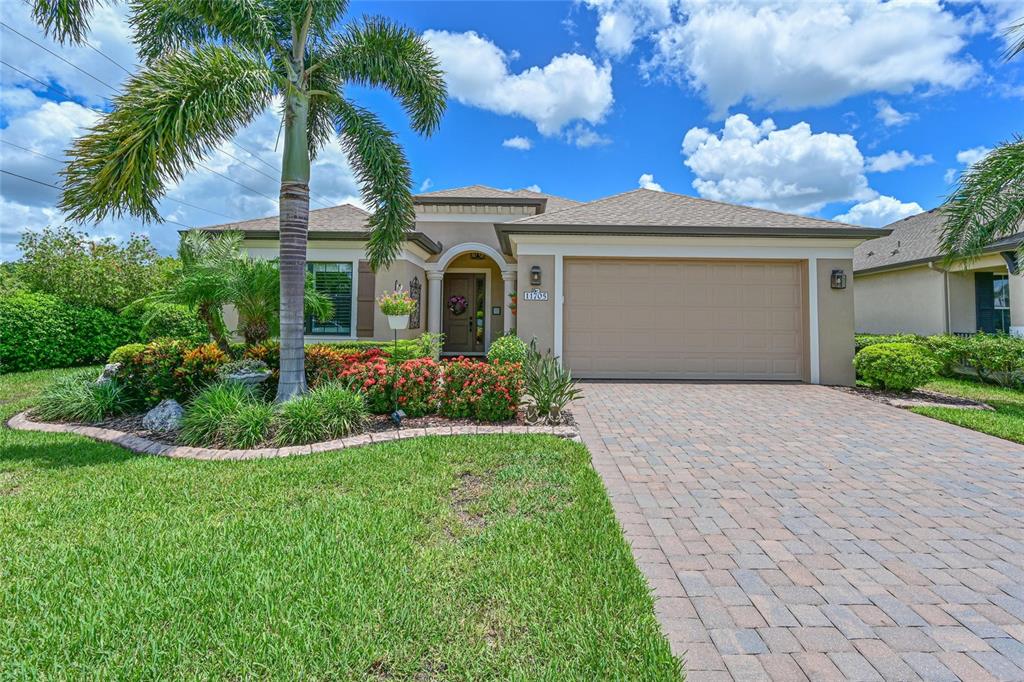 Bradenton, Florida, 34212, United States, 2 Bedrooms Bedrooms, ,2 BathroomsBathrooms,Residential,For Sale,1948137