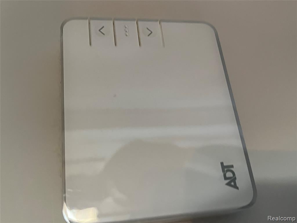 York Township, Michigan, 48176, United States, 4 Bedrooms Bedrooms, ,2 BathroomsBathrooms,Residential,For Sale,1988753