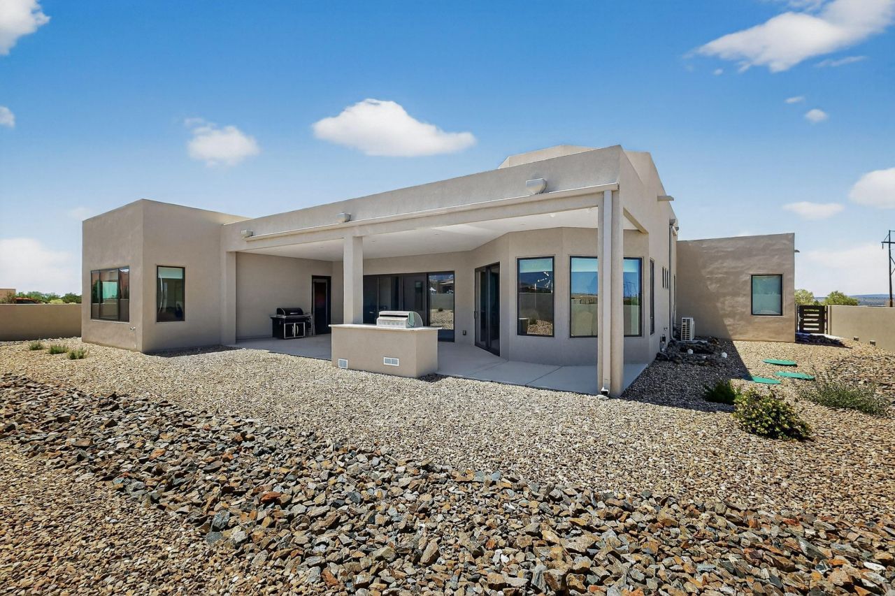 Placitas, New Mexico, 87043, United States, 3 Bedrooms Bedrooms, ,4 BathroomsBathrooms,Residential,For Sale,1903548