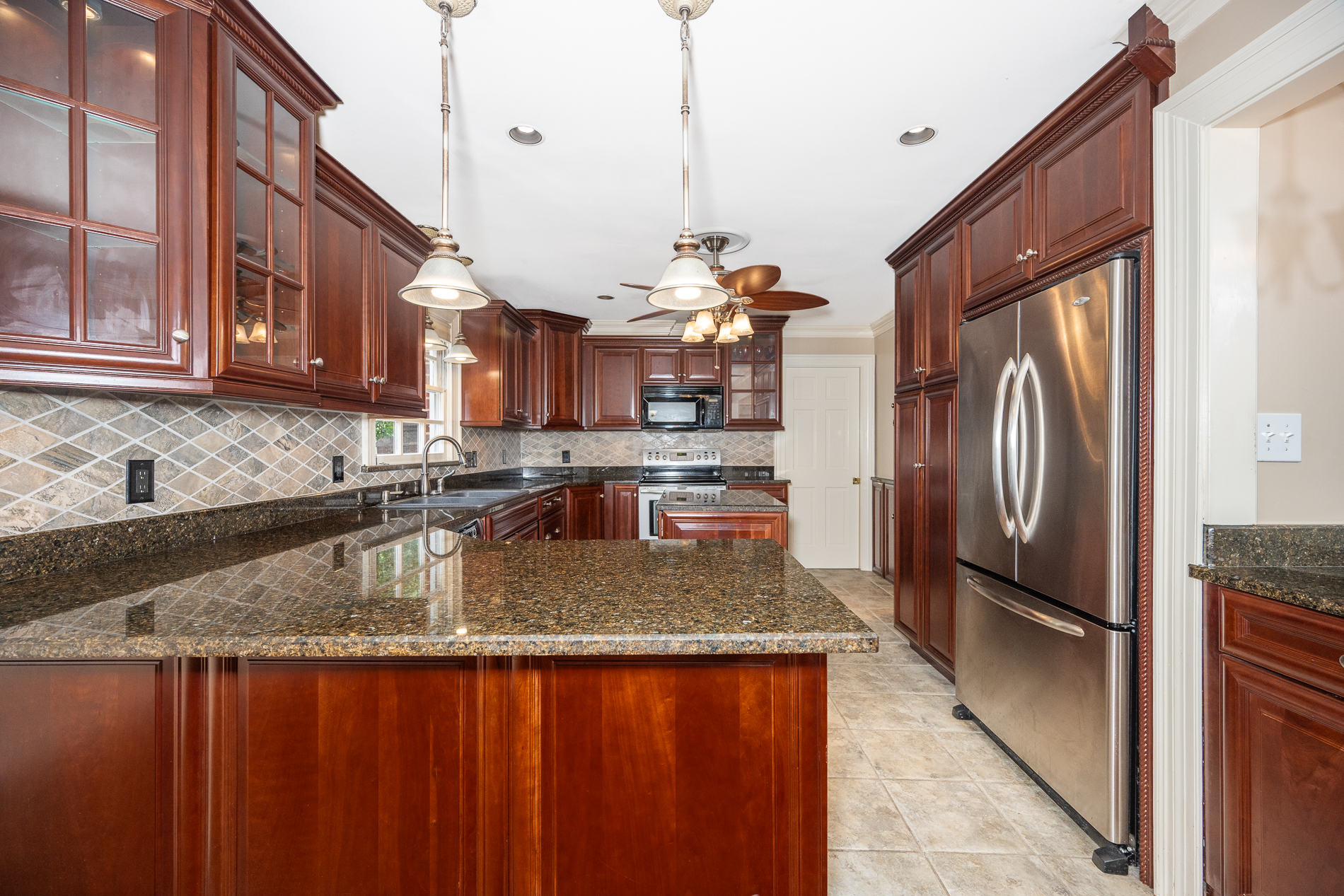  413 Wickwood Drive, Chesapeake, VA 23322 - 物件實景
