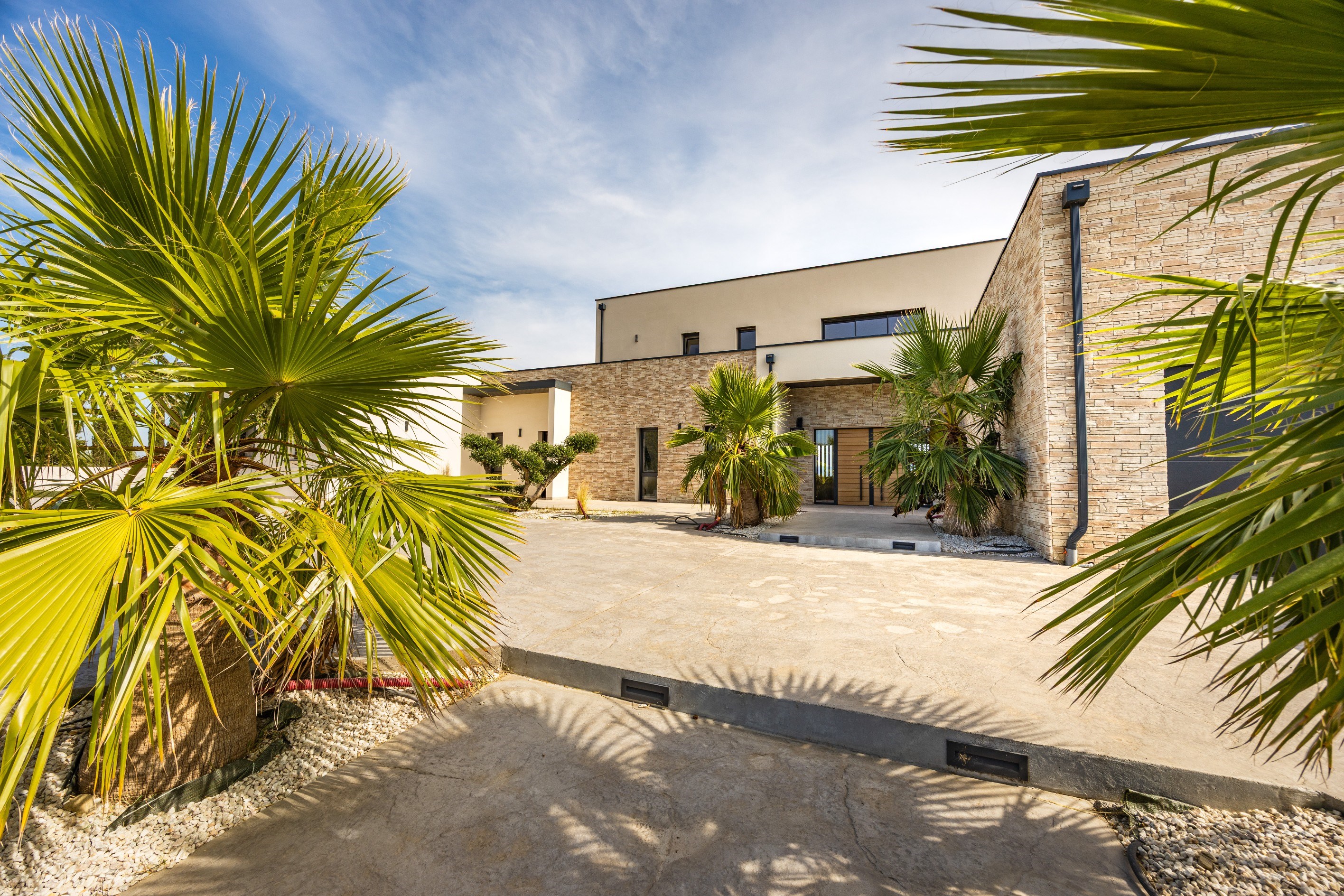  SOLE AGENT - Elegant and architectural - 物件實景