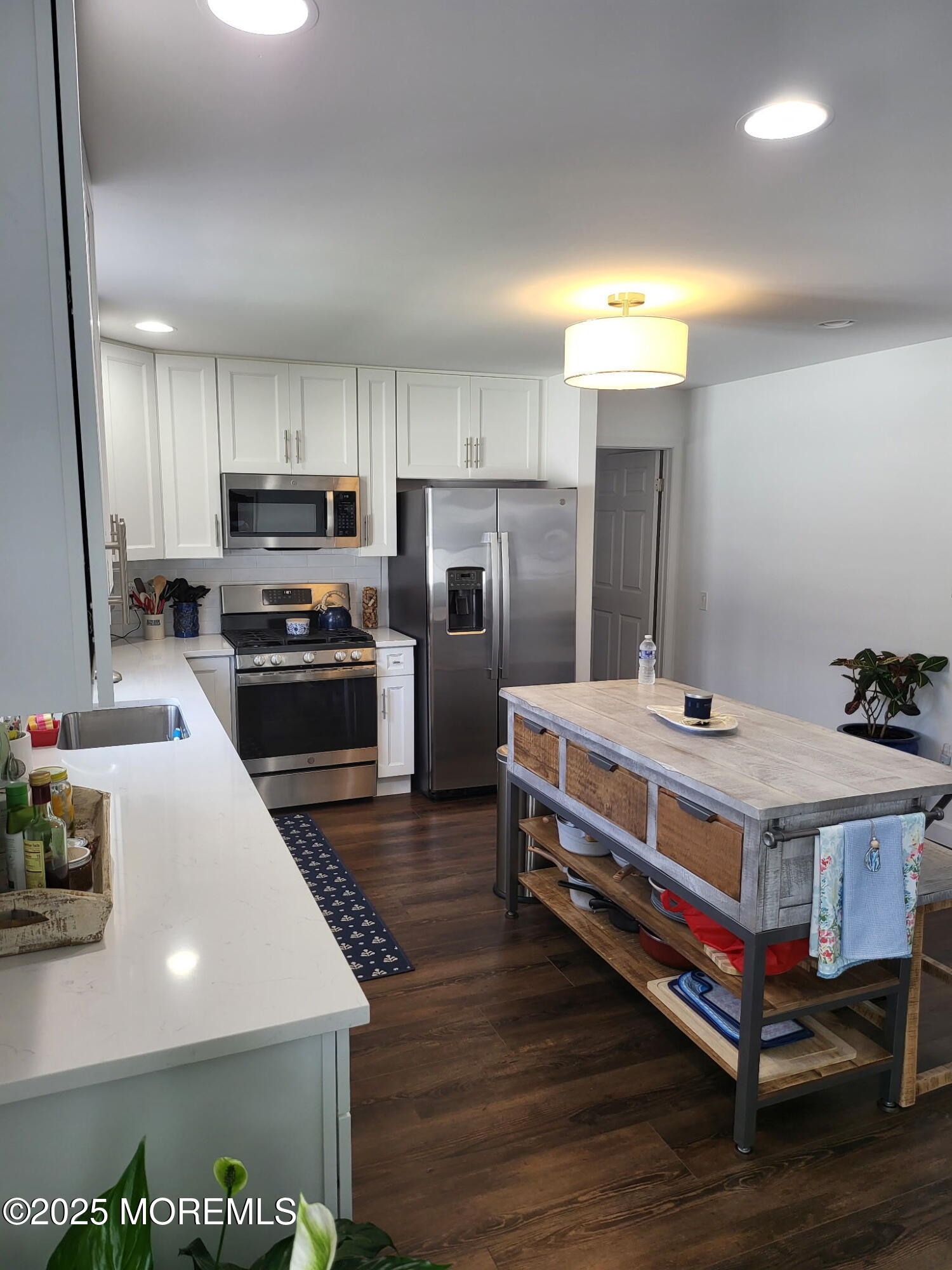 Brick, New Jersey, 08723, United States, 3 Bedrooms Bedrooms, ,2 BathroomsBathrooms,Residential,For Sale,1979399