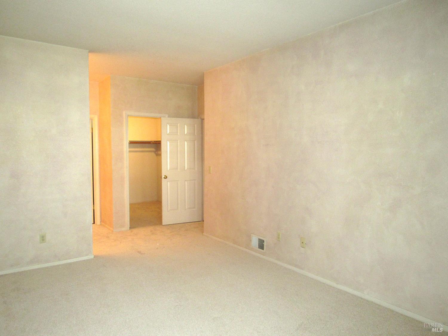 Sonoma, California, 95476, United States, 2 Bedrooms Bedrooms, ,2 BathroomsBathrooms,Residential,For Sale,1979708