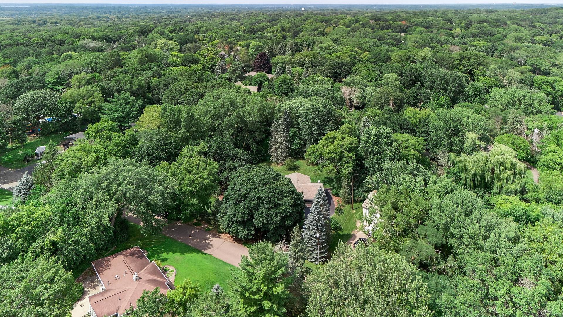 Minnetonka, Minnesota, 55345, United States, 5 Bedrooms Bedrooms, ,2 BathroomsBathrooms,Residential,For Sale,1919862