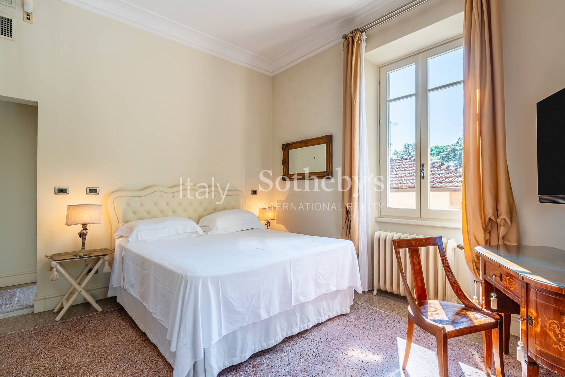  Elegant villa with dépendance in Forte dei Marmi - 物件實景