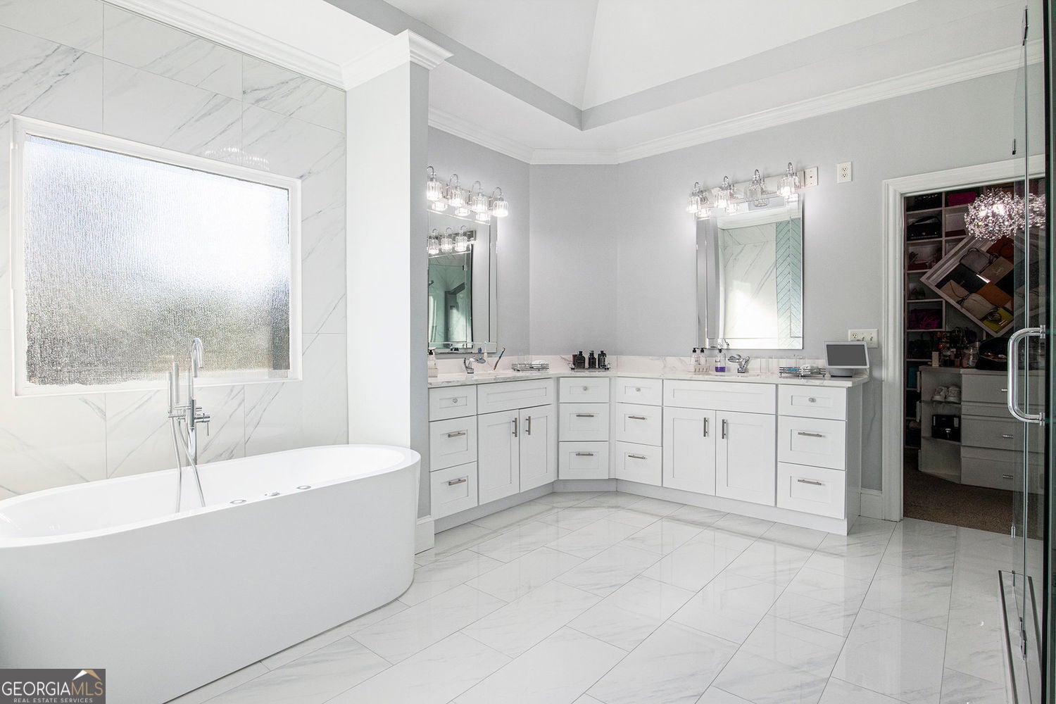 Buford, Georgia, 30519, United States, 7 Bedrooms Bedrooms, ,6 BathroomsBathrooms,Residential,For Sale,1960090