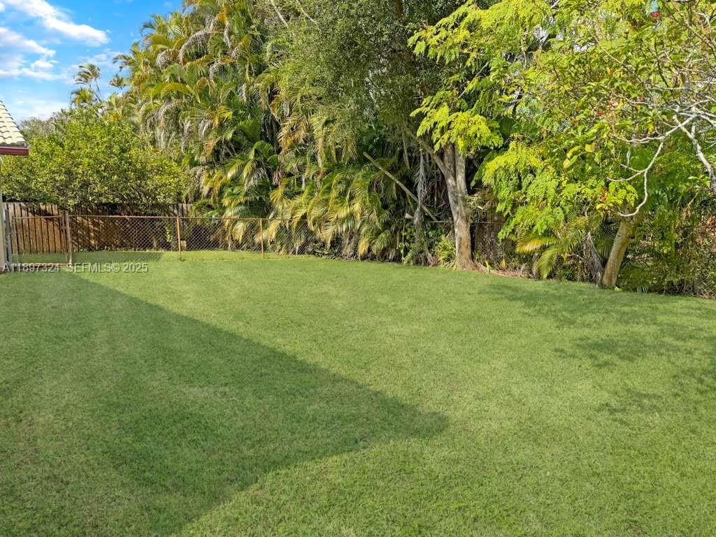 Coral Springs, Florida, 33065, United States, 3 Bedrooms Bedrooms, ,2 BathroomsBathrooms,Residential,For Sale,1993306