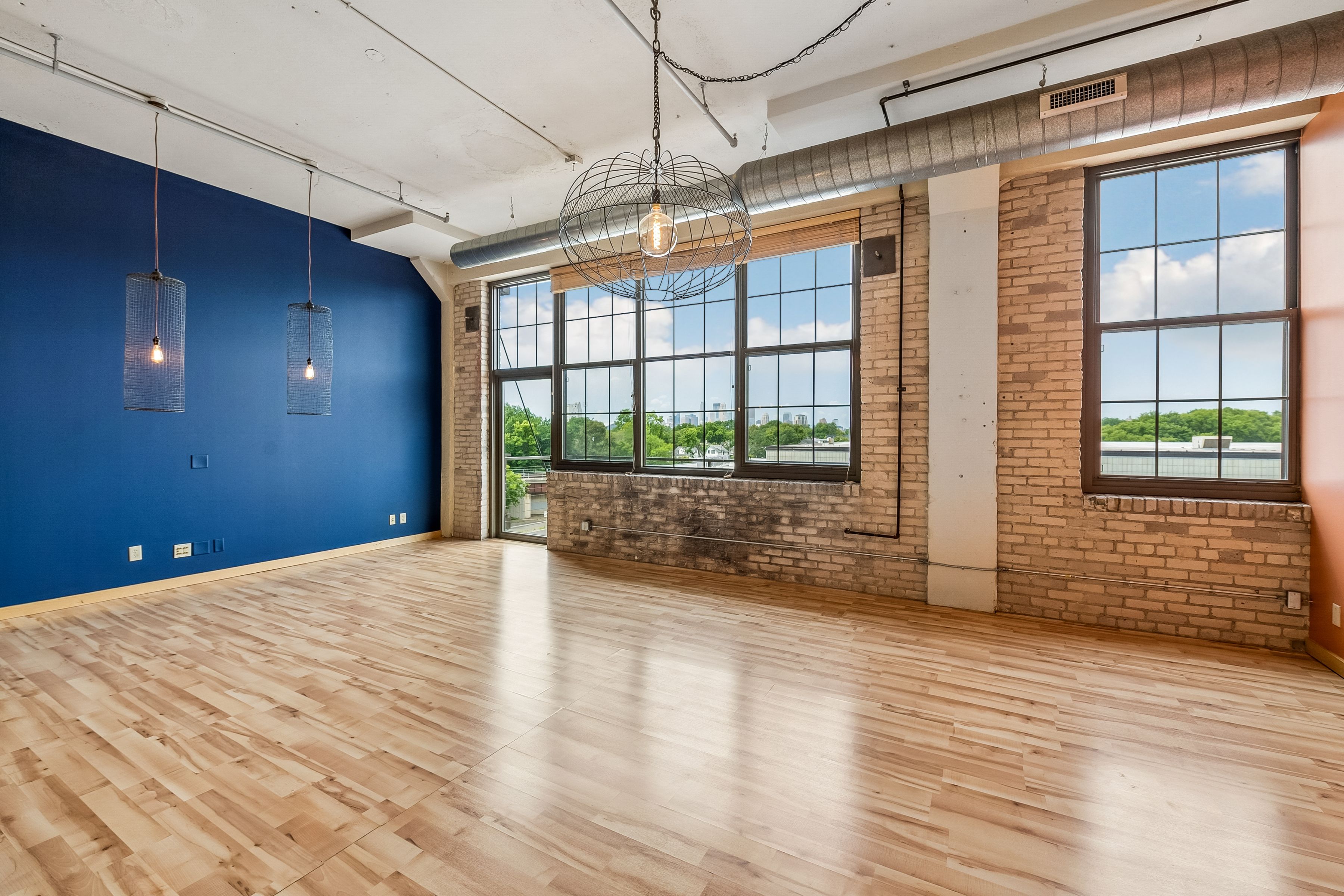  Artful Loft with Stunning Skyline Views - 物件實景