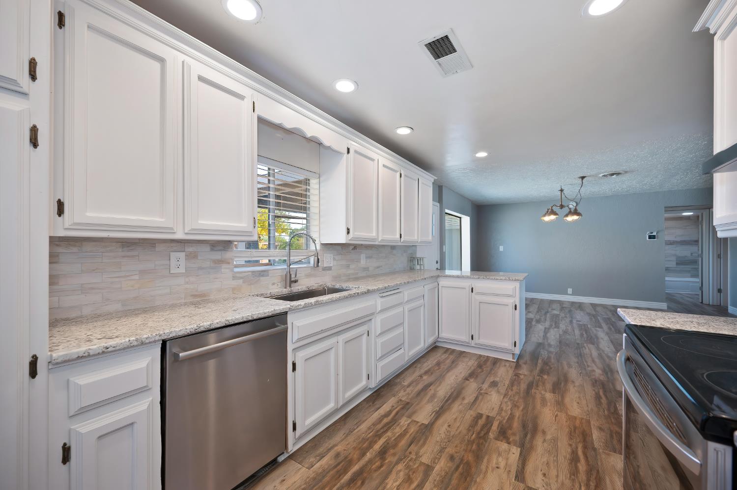 Biggs, California, 95917, United States, 3 Bedrooms Bedrooms, ,2 BathroomsBathrooms,Residential,For Sale,1933652