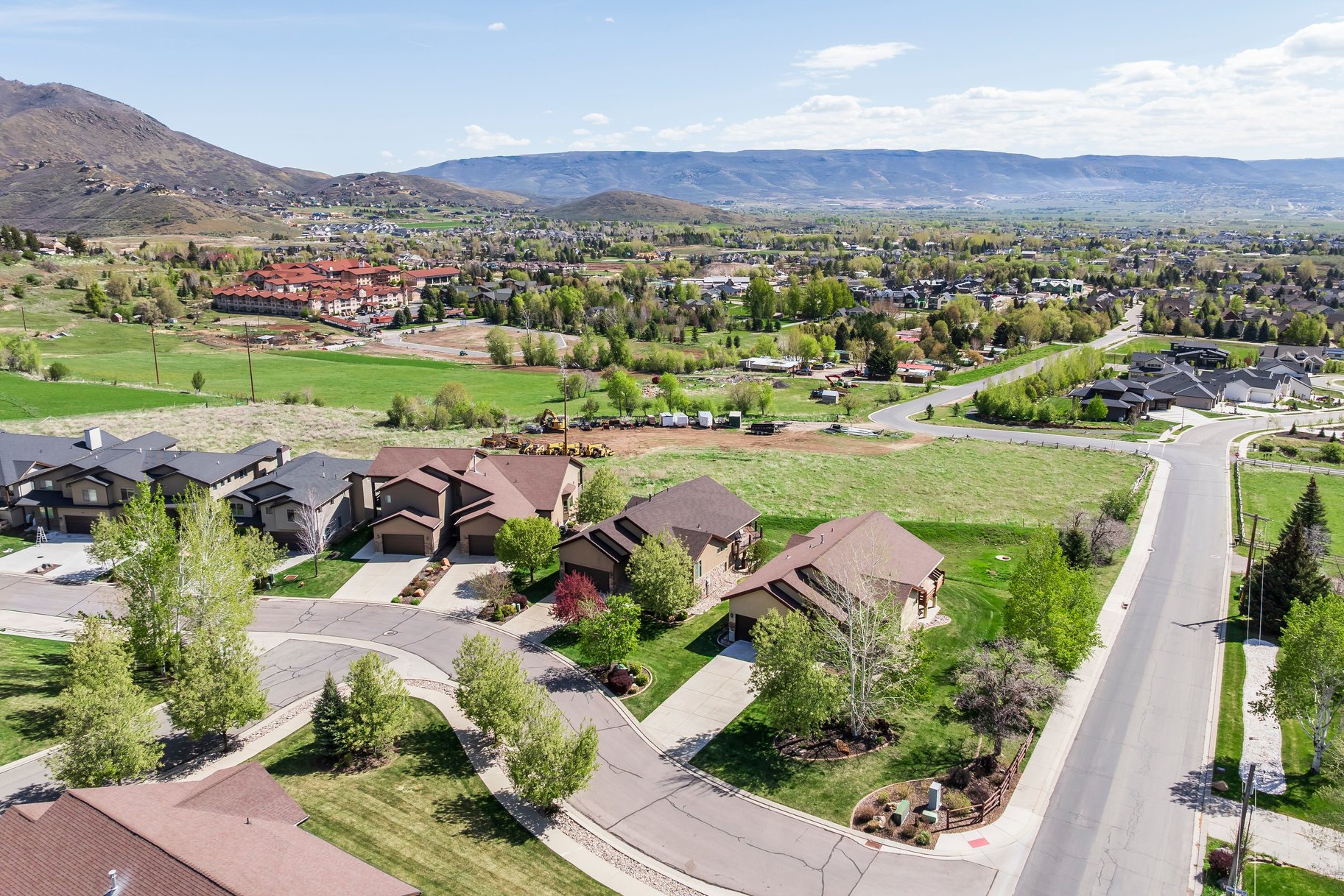  5-Bed Sunburst Ranch Retreat with Stunning Heber Valley Views - 物件實景