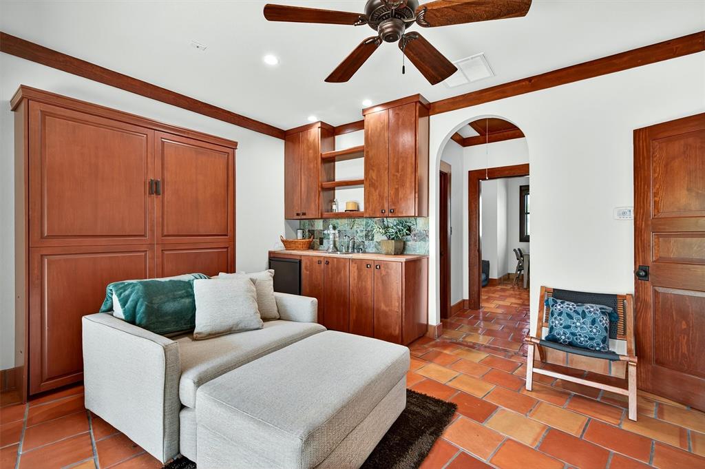 Pottsboro, Texas, 75076, United States, 4 Bedrooms Bedrooms, ,3 BathroomsBathrooms,Residential,For Sale,1974210