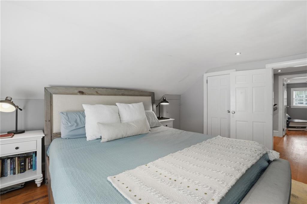 Warren, Rhode Island, 02885, United States, 2 Bedrooms Bedrooms, ,3 BathroomsBathrooms,Residential,For Sale,2048130
