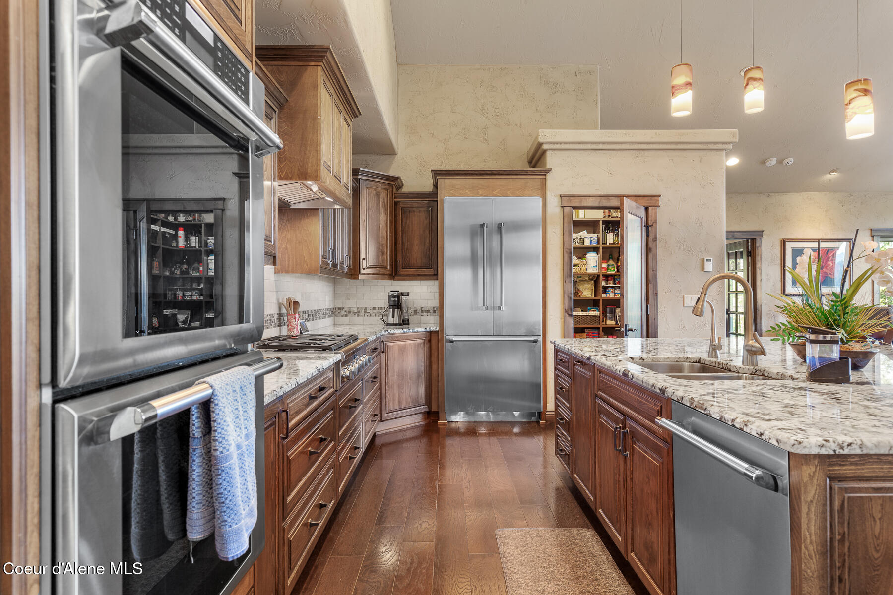 Coeur d'Alene, Idaho, 83814, United States, 5 Bedrooms Bedrooms, ,5 BathroomsBathrooms,Residential,For Sale,1763512