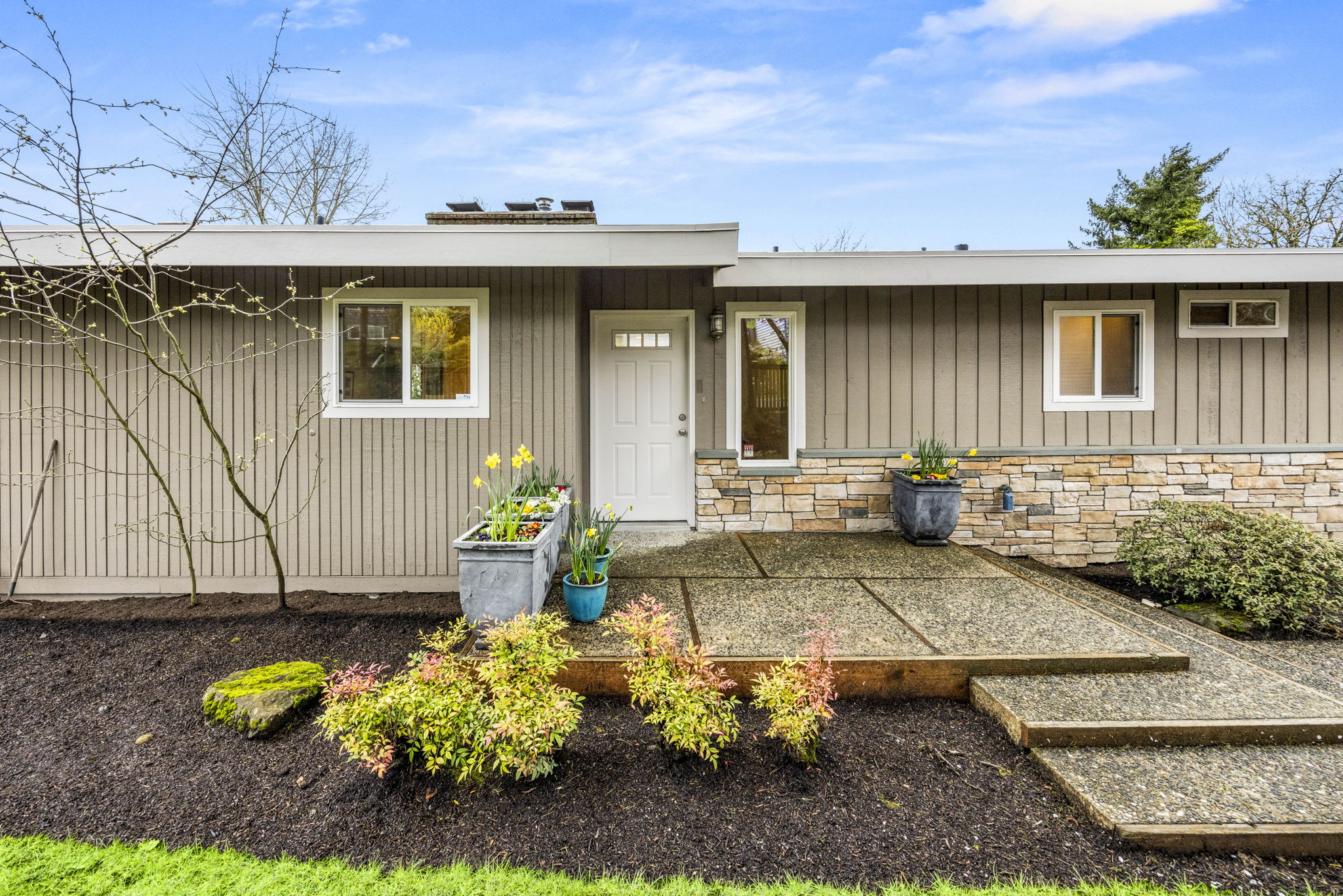  231 105th Ave SE, Bellevue, WA 98004 - 物件實景