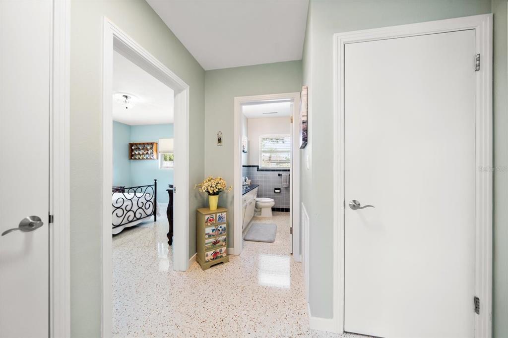 Belleair, Florida, 33756, United States, 2 Bedrooms Bedrooms, ,2 BathroomsBathrooms,Residential,For Sale,1988063