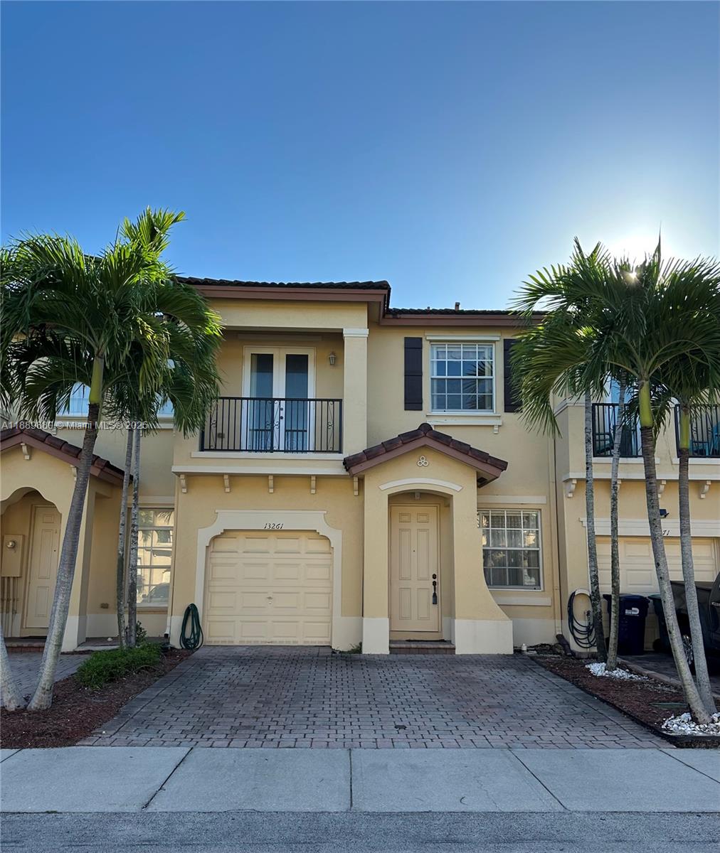 Miami, Florida, 33186, United States, 3 Bedrooms Bedrooms, ,3 BathroomsBathrooms,Residential,For Sale,1960523