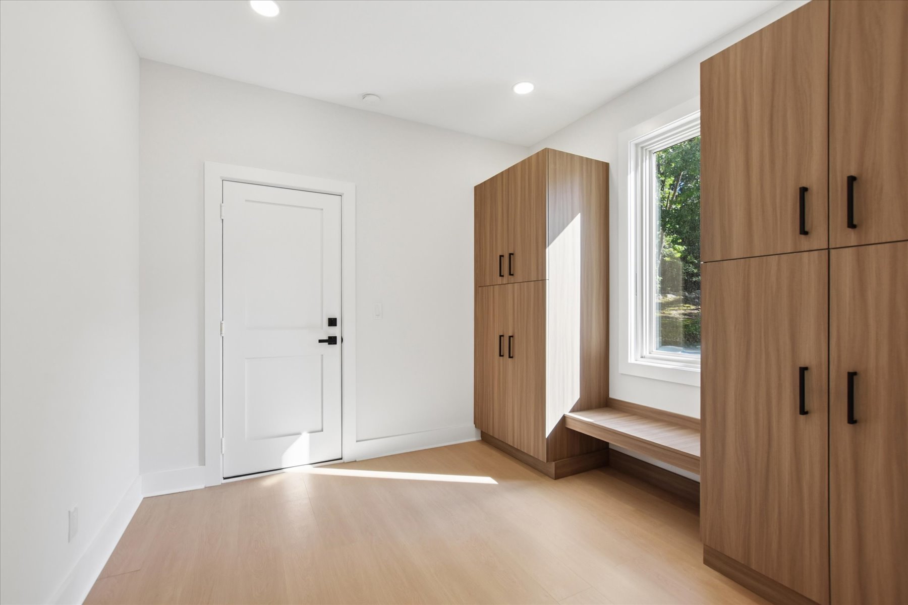  Custom Home Newly Renovated From the Ground Up - 物件實景