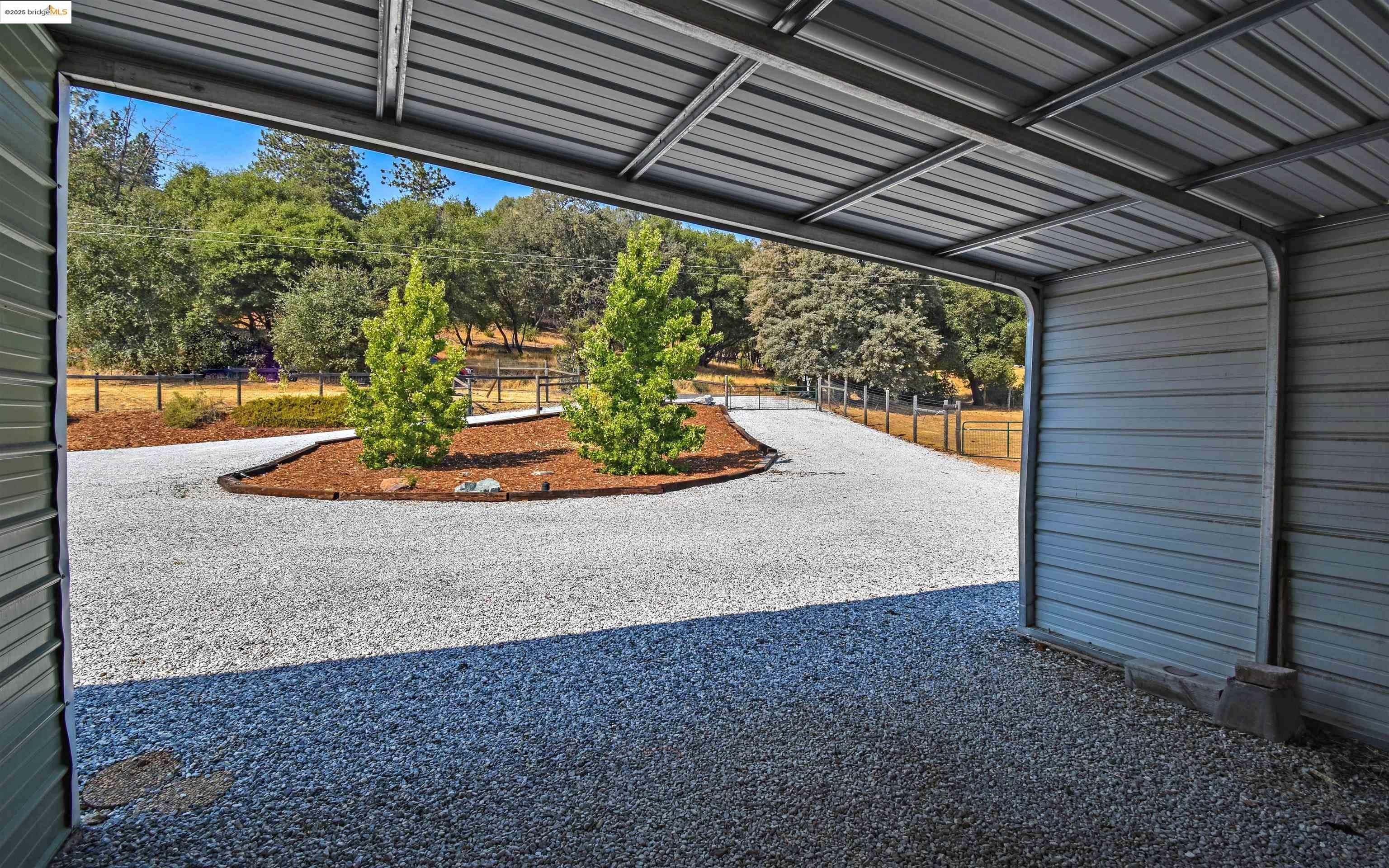 Columbia, California, 95310, United States, 3 Bedrooms Bedrooms, ,2 BathroomsBathrooms,Residential,For Sale,1941658