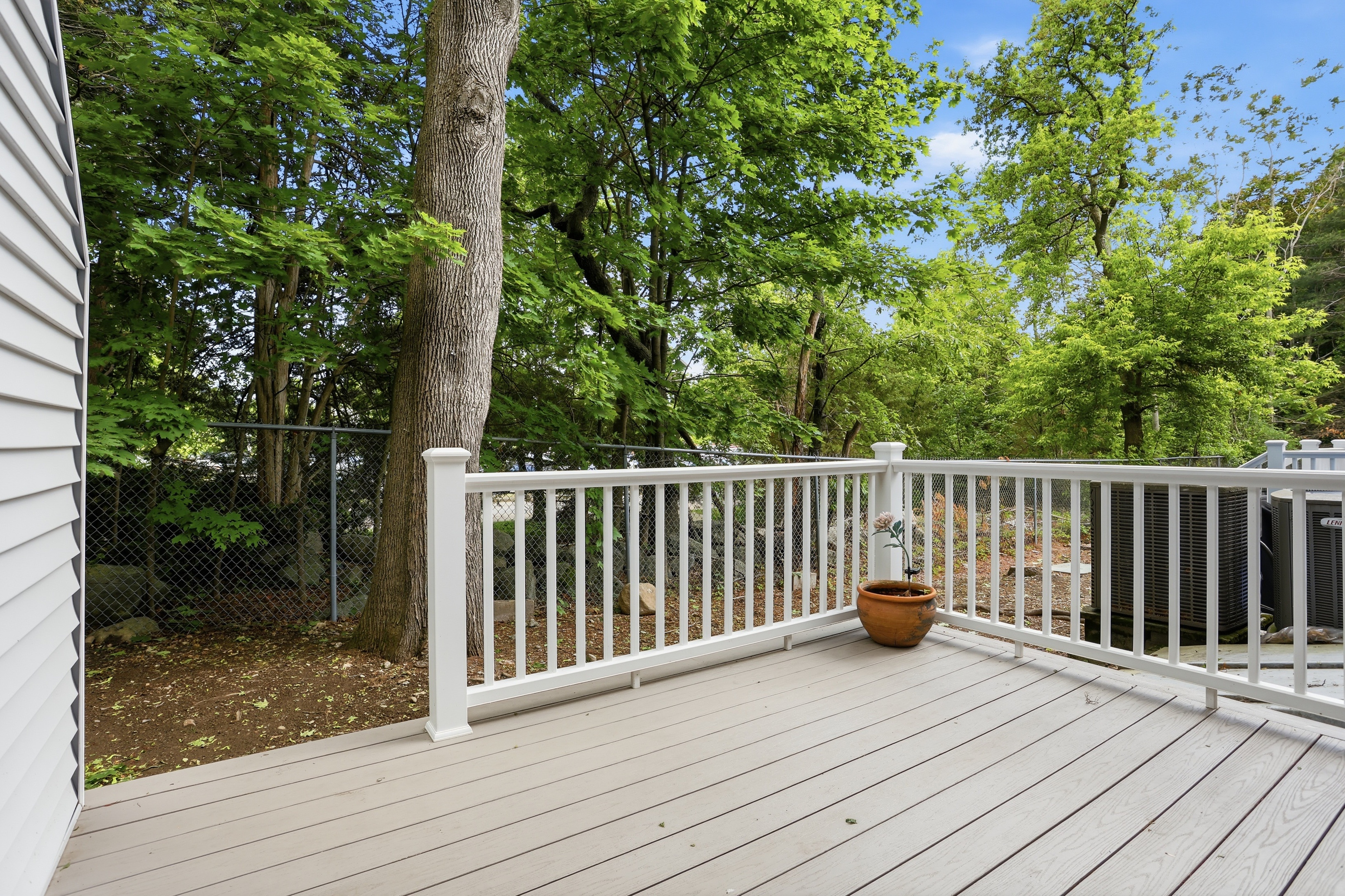  35 Casey Circle, Waltham, MA 02451 - 物件實景