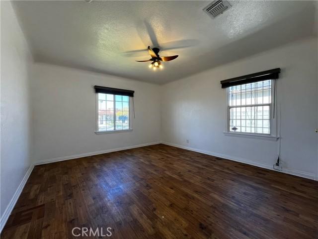 LA, California, 90008, United States, 5 Bedrooms Bedrooms, ,4 BathroomsBathrooms,Residential,For Sale,2023557