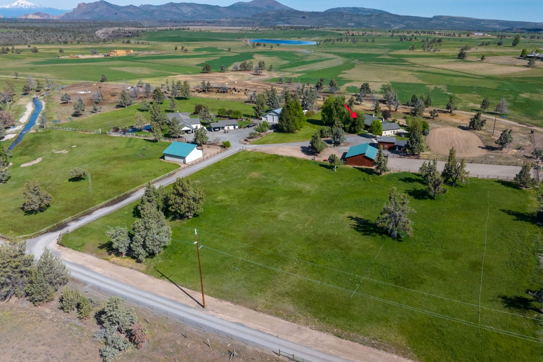  12913 S W Lark Meadow Lane Powell Butte, OR 97753 - 物件實景