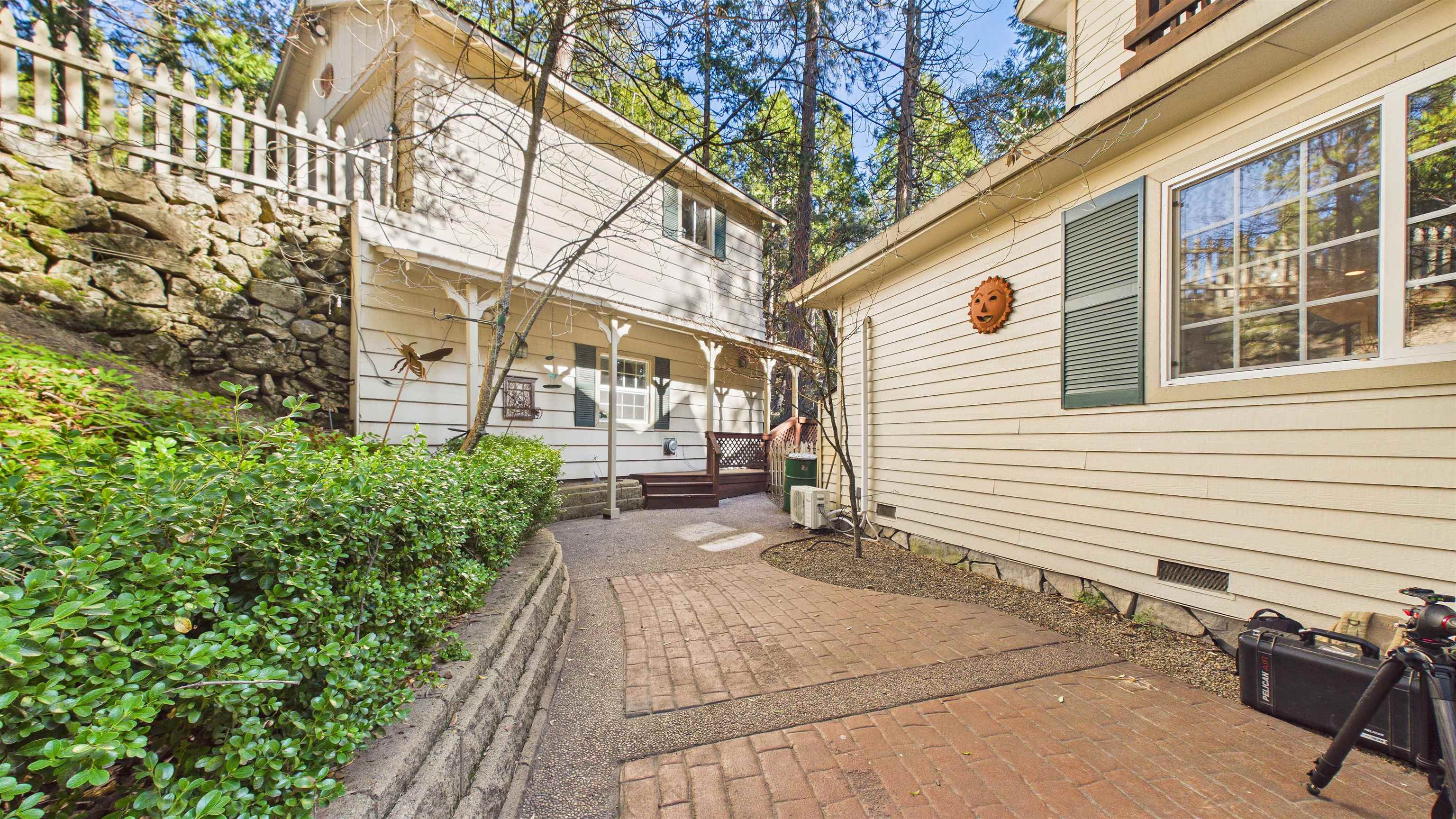 Twain Harte, California, 95383, United States, 9 Bedrooms Bedrooms, ,10 BathroomsBathrooms,Residential,For Sale,2017771