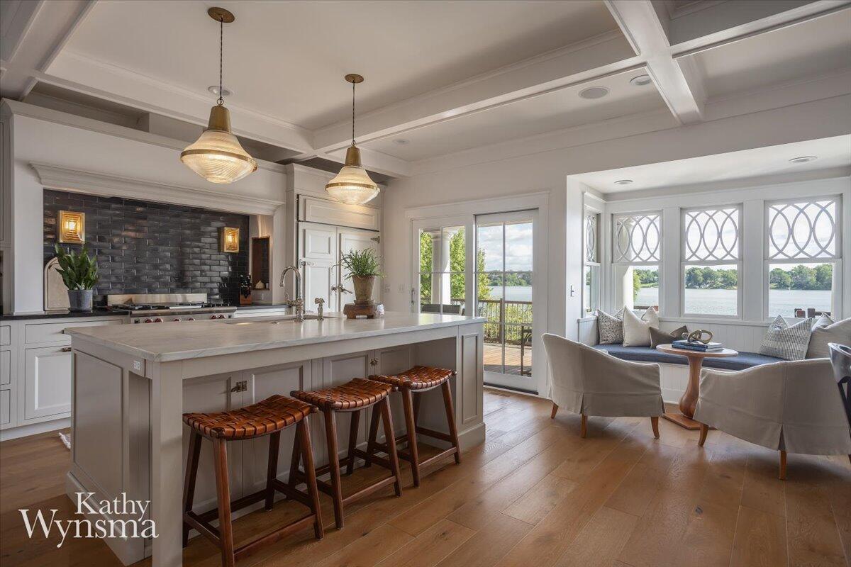 East Grand Rapids, Michigan, 49506, United States, 5 Bedrooms Bedrooms, ,5 BathroomsBathrooms,Residential,For Sale,1933647