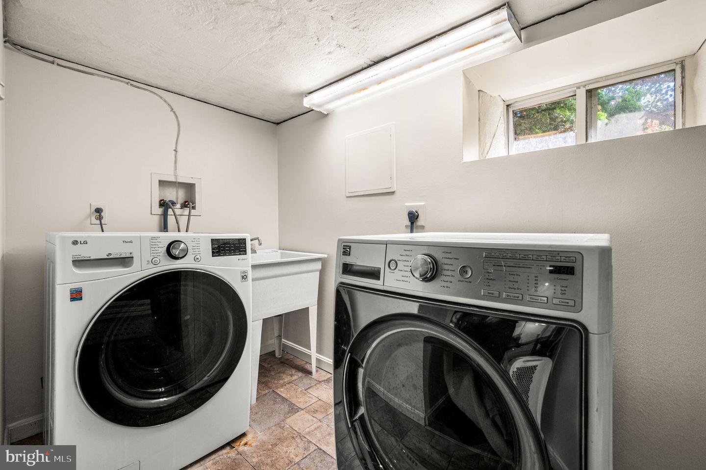 Bala Cynwyd, Pennsylvania, 19004, United States, 3 Bedrooms Bedrooms, ,2 BathroomsBathrooms,Residential,For Sale,1966681