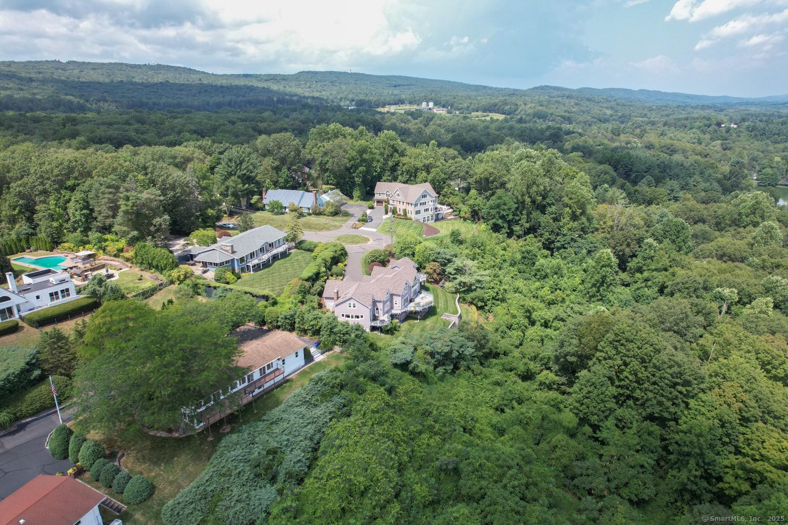 West Hartford, Connecticut, 06117, United States, 4 Bedrooms Bedrooms, ,3 BathroomsBathrooms,Residential,For Sale,1914164