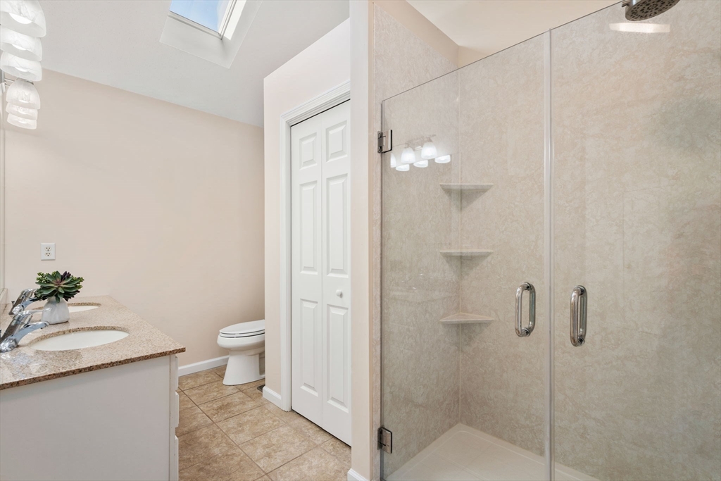 Westfield, Massachusetts, 01085, United States, 4 Bedrooms Bedrooms, ,3 BathroomsBathrooms,Residential,For Sale,1998160