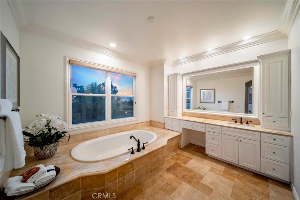 Newport Coast, California, 92657, United States, 5 Bedrooms Bedrooms, ,4 BathroomsBathrooms,Residential,For Sale,1991389